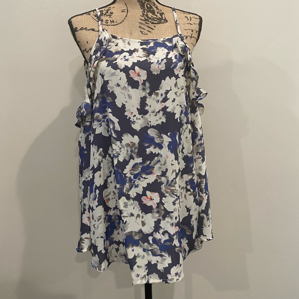 NWT XL Blue floral open shoulder top